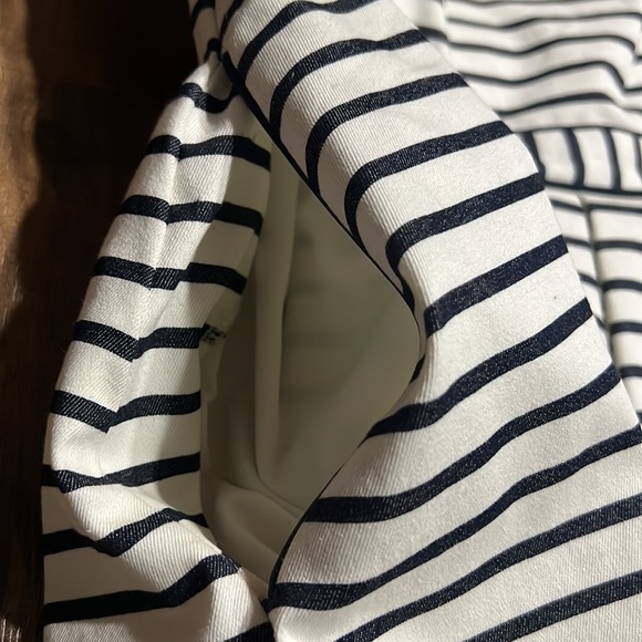 The Limited Dress Womens size 10. Navy & White Stripes. - Picture 5 of 14